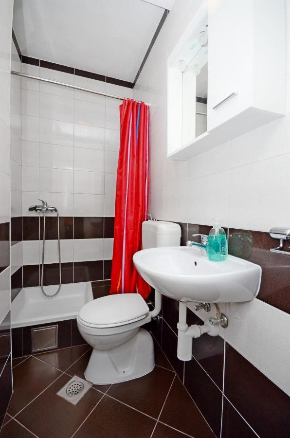 Apartments Josko กราดัซ ภายนอก รูปภาพ